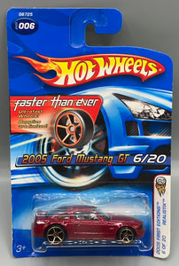 Hot Wheels 2005 Ford Mustang GT