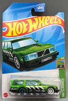 Hot Wheels Super Treasure Hunt Volvo 240 Drift Wagon
