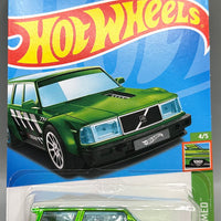 Hot Wheels Super Treasure Hunt Volvo 240 Drift Wagon