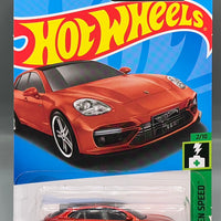 Hot Wheels Dollar General Store Exclusive Porsche Panamera Turbo S E-Hybrid Sport Turismo