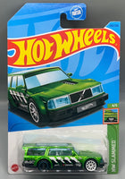 Hot Wheels Super Treasure Hunt Volvo 240 Drift Wagon
