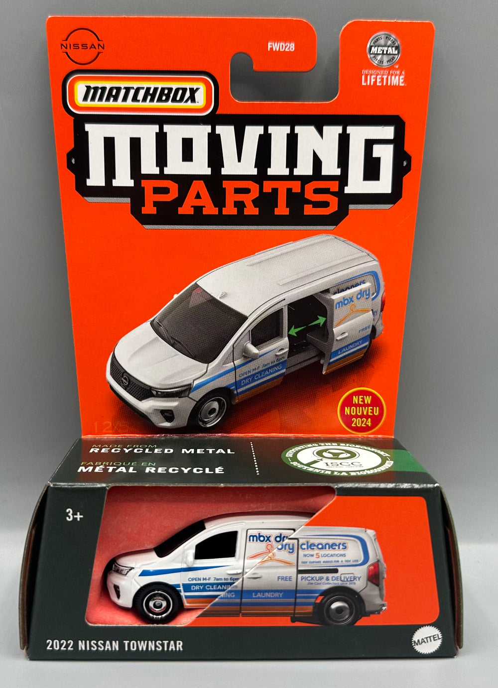 Matchbox Moving Parts 2022 Nissan Townstar