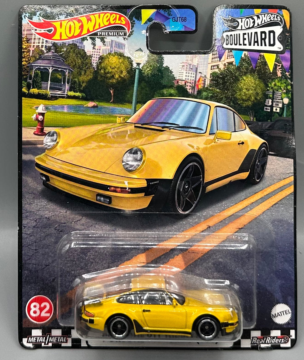 Hot Wheels Boulevard Porsche 911 Turbo (930)